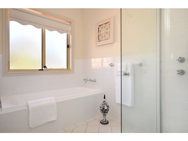 88 Mitchell Road, Chandlers Hill SA 5159