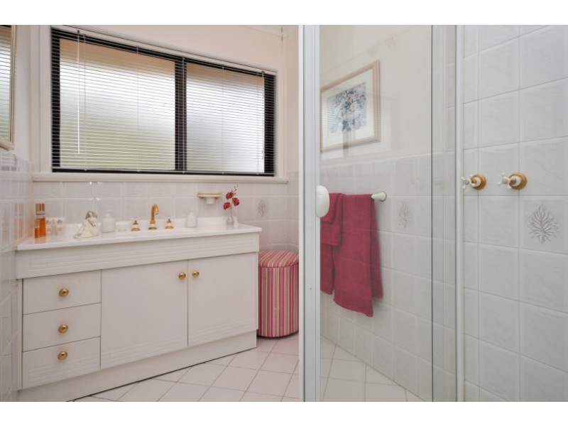 11 Abraxas Court, Aberfoyle Park SA 5159