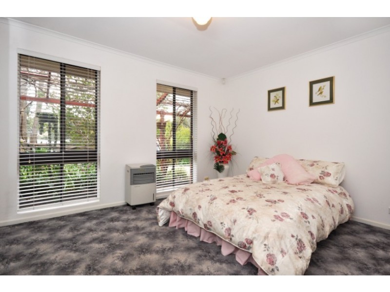 11 Abraxas Court, Aberfoyle Park SA 5159