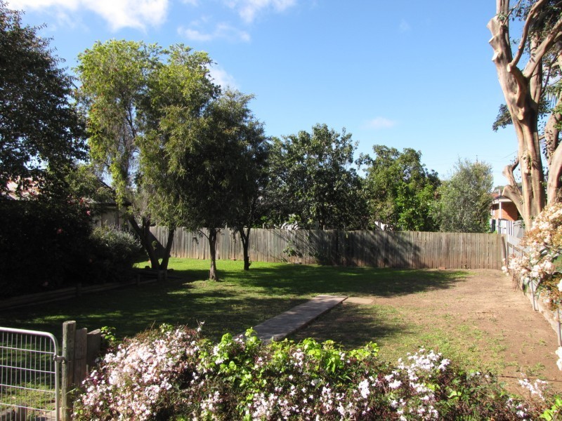 14 Dudley Ave, North Plympton SA 5037