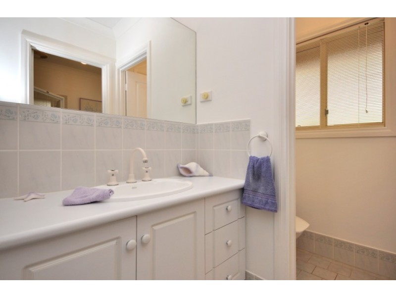 93 Glendale Avenue, Flagstaff Hill SA 5159