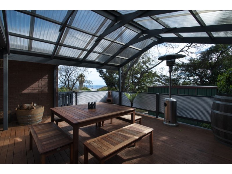 14 Manoora Drive, Hallett Cove SA 5158