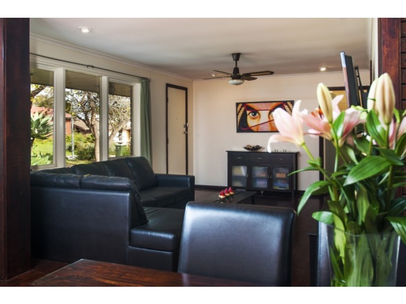 14 Manoora Drive, Hallett Cove SA 5158