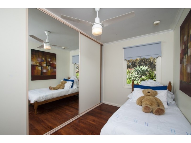 14 Manoora Drive, Hallett Cove SA 5158