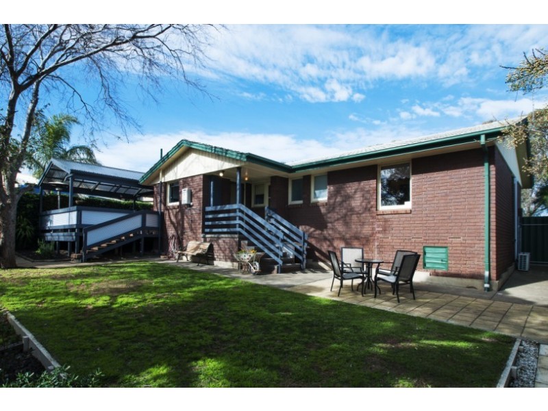 14 Manoora Drive, Hallett Cove SA 5158