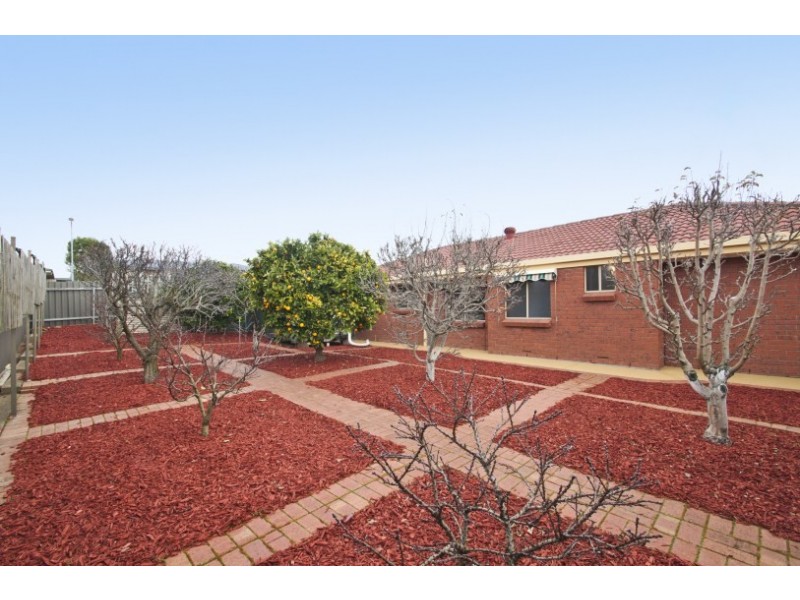 17 Alfonso Dr, Hallett Cove SA 5158
