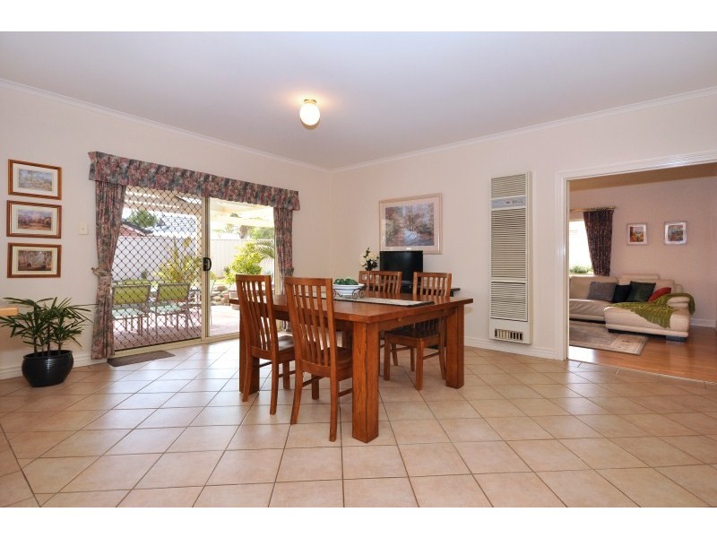 5 Ironbark Avenue, Flagstaff Hill SA 5159