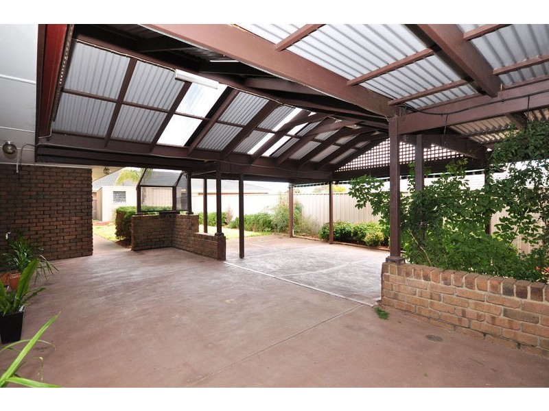 4 Minerva Grove, Happy Valley SA 5159