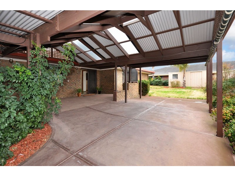 4 Minerva Grove, Happy Valley SA 5159