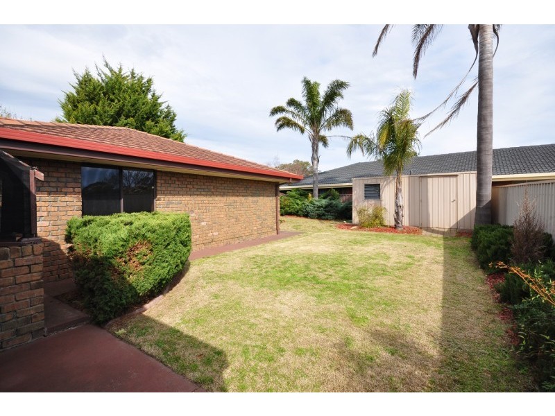 4 Minerva Grove, Happy Valley SA 5159
