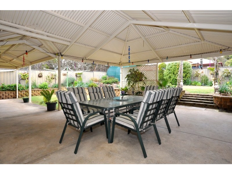 11 London Road, Aberfoyle Park SA 5159