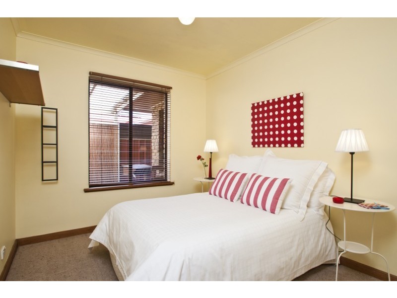 1/88 Penzance St, Glenelg South SA 5045