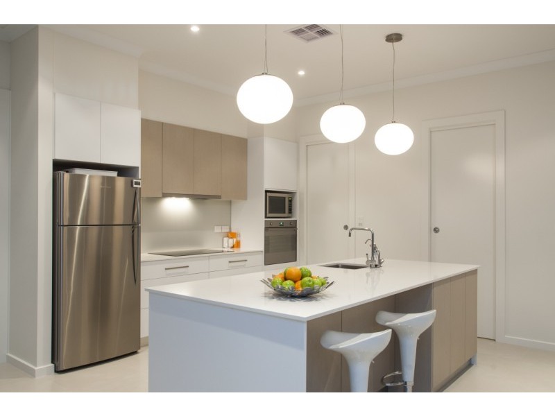 8A Hill St, Seacliff Park SA 5049