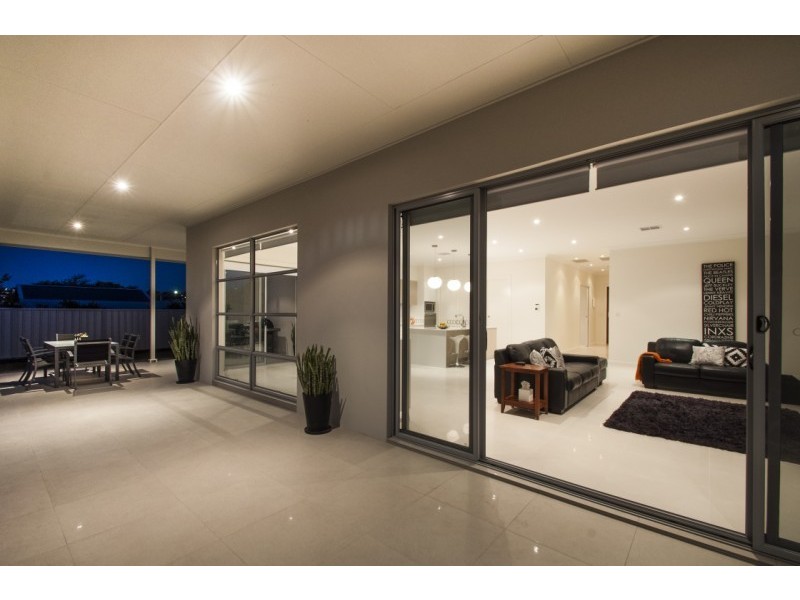 8A Hill St, Seacliff Park SA 5049