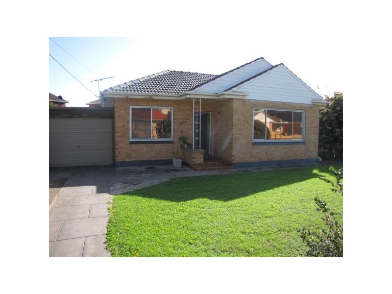 5 Maria St, Findon SA 5023