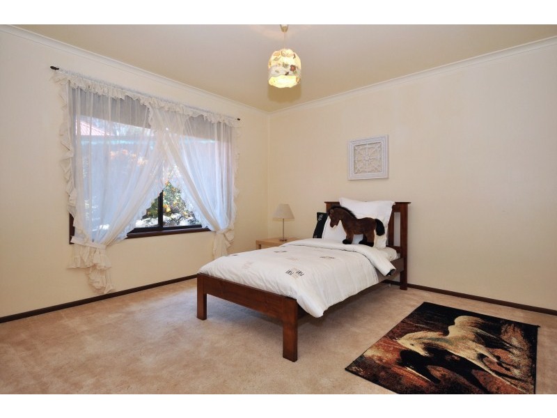 9 Dulcet Close, Aberfoyle Park SA 5159