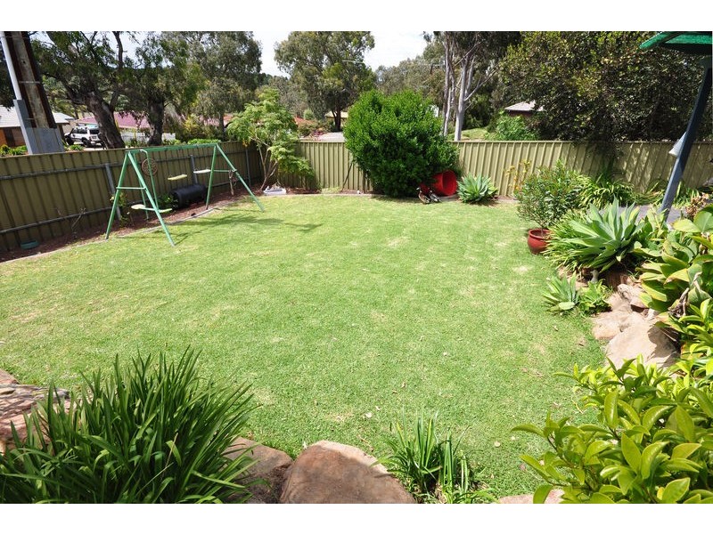 1 Bennett Close, Aberfoyle Park SA 5159