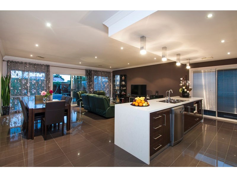 50 Tarranna Ave, Park Holme SA 5043