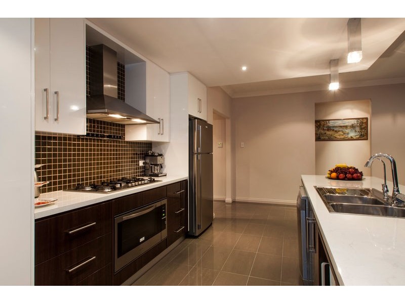 50 Tarranna Ave, Park Holme SA 5043