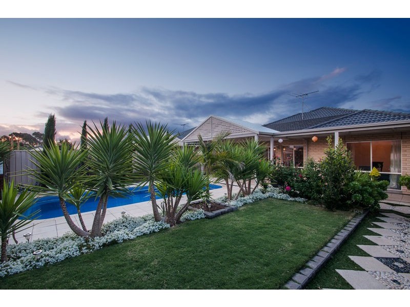 50 Tarranna Ave, Park Holme SA 5043