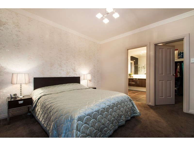 50 Tarranna Ave, Park Holme SA 5043