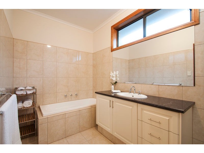 69A Condada Ave, Park Holme SA 5043