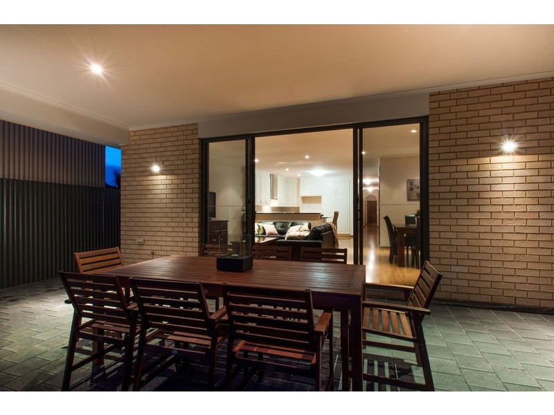 69A Condada Ave, Park Holme SA 5043