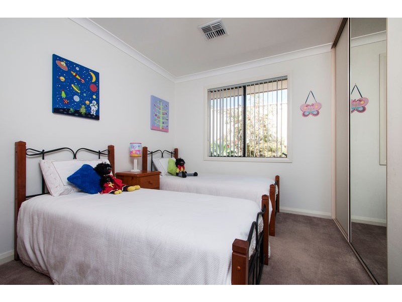 2d Dalkeith Ave, Dover Gardens SA 5048