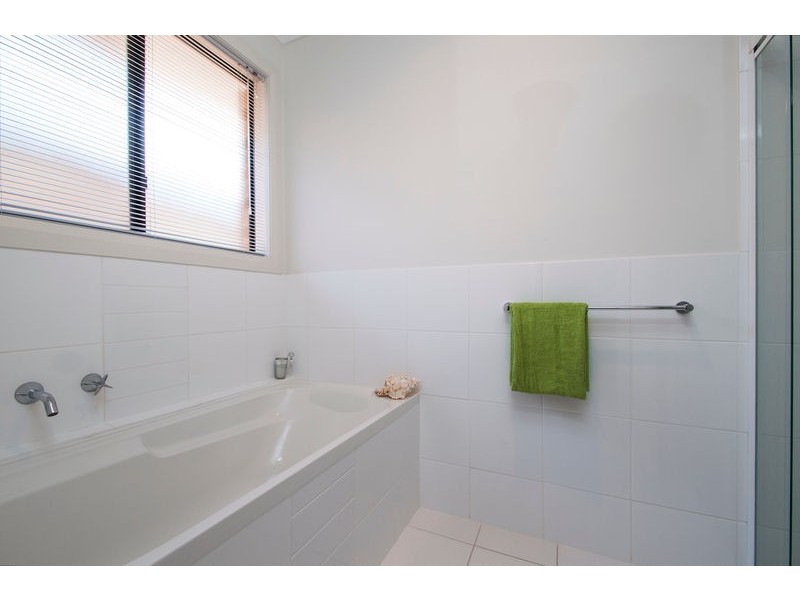 2d Dalkeith Ave, Dover Gardens SA 5048