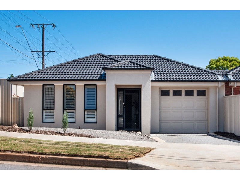 2d Dalkeith Ave, Dover Gardens SA 5048