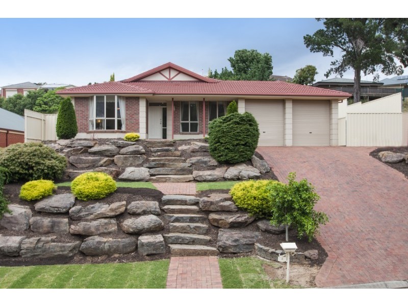 4 Douglas Fir Ct (Monterey Pine Est), Aberfoyle Park SA 5159