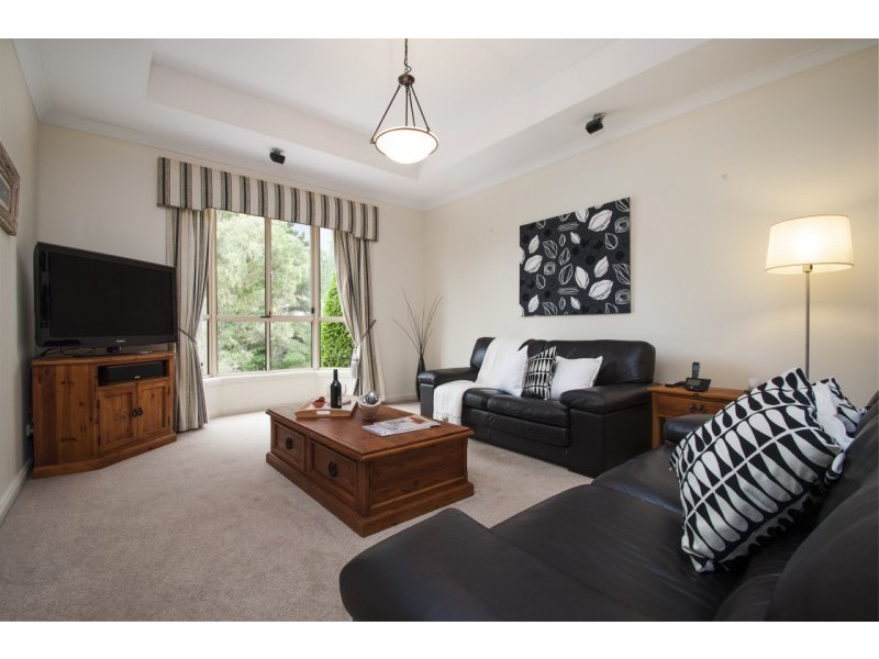 4 Douglas Fir Ct (Monterey Pine Est), Aberfoyle Park SA 5159