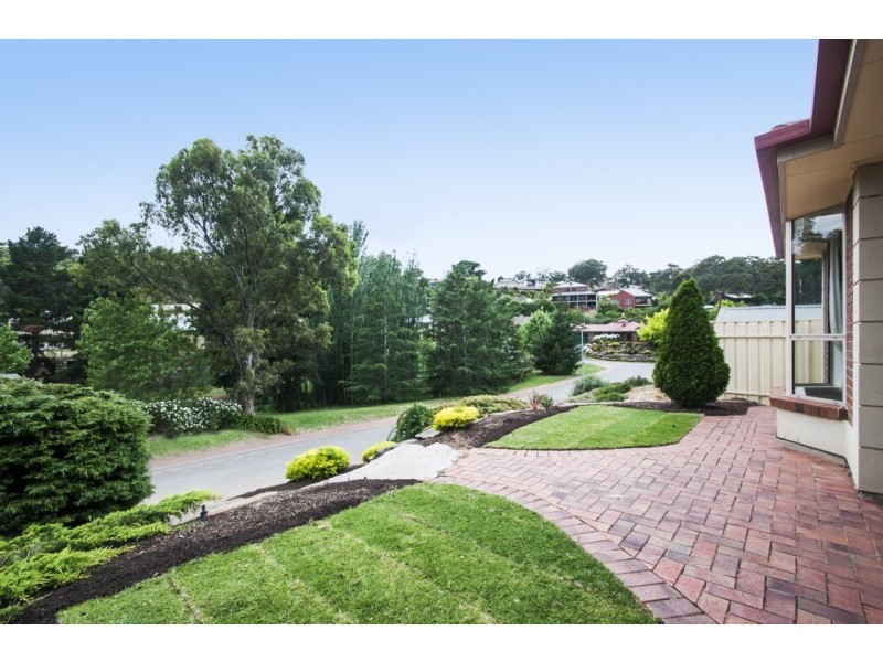 4 Douglas Fir Ct (Monterey Pine Est), Aberfoyle Park SA 5159