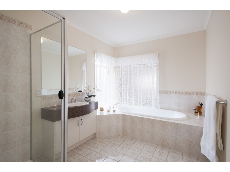 .17 Mariner Drive, Sheidow Park SA 5158