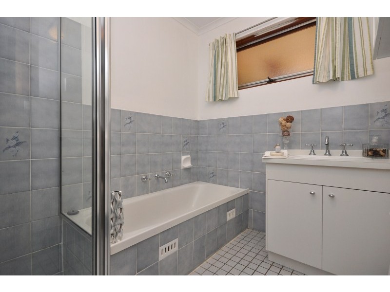 12 Idlewild Avenue, Aberfoyle Park SA 5159