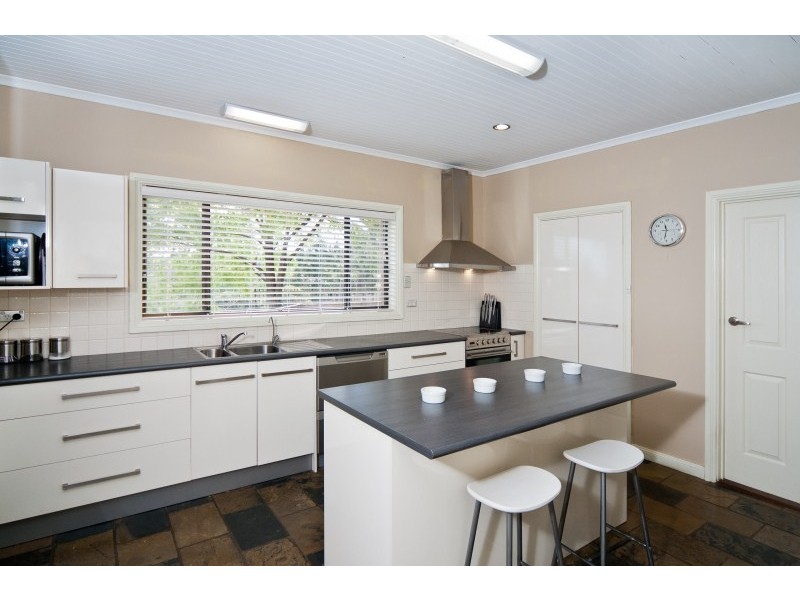 209 Windebanks Road, Aberfoyle Park SA 5159