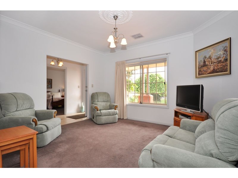 16 Evergreen Parade, Flagstaff Hill SA 5159