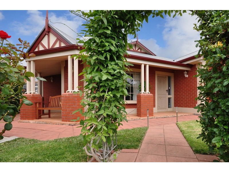 16 Evergreen Parade, Flagstaff Hill SA 5159