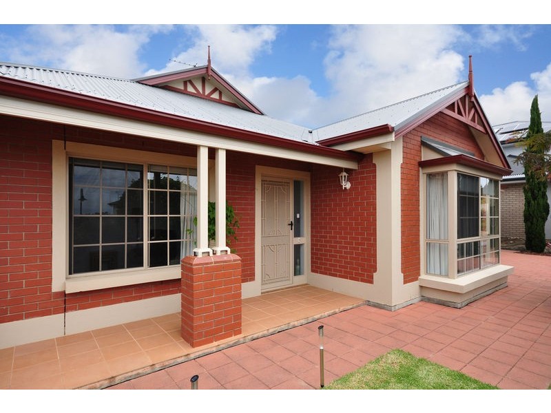 16 Evergreen Parade, Flagstaff Hill SA 5159