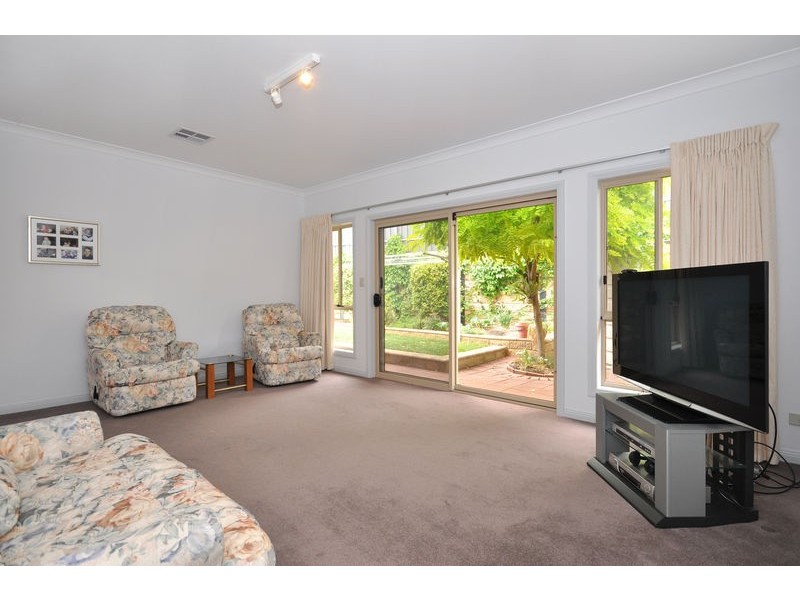 16 Evergreen Parade, Flagstaff Hill SA 5159