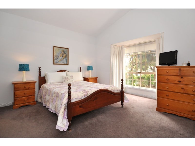 16 Evergreen Parade, Flagstaff Hill SA 5159