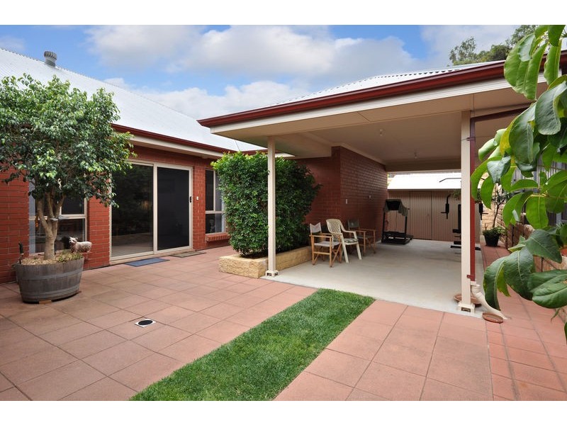 16 Evergreen Parade, Flagstaff Hill SA 5159