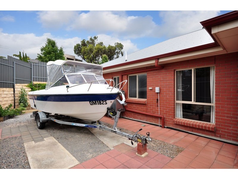 16 Evergreen Parade, Flagstaff Hill SA 5159