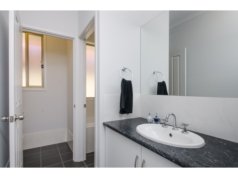 71 Weroona Avenue, Park Holme SA 5043