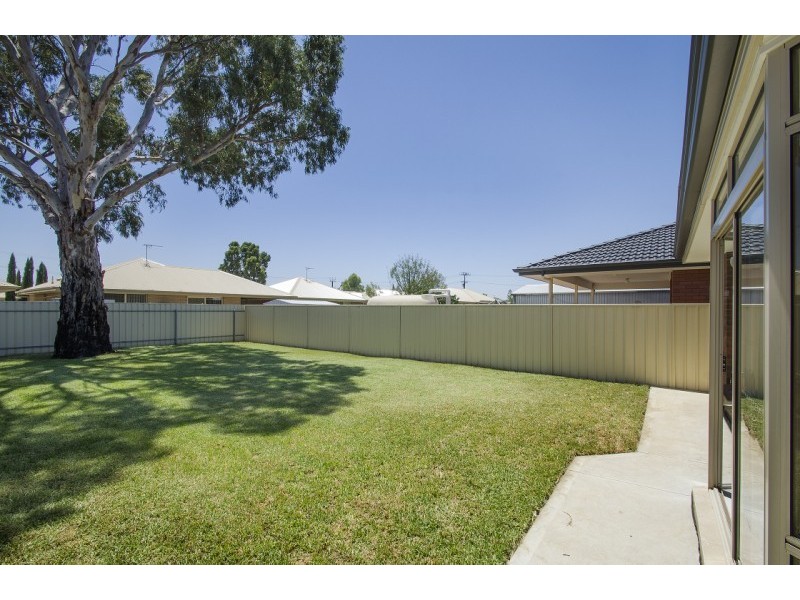 71 Weroona Avenue, Park Holme SA 5043