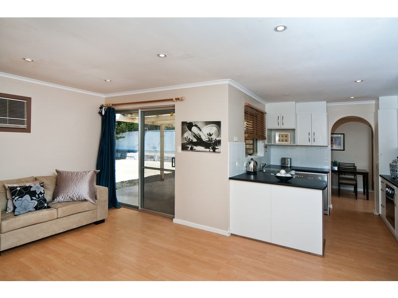 67 Southbound Avenue, Aberfoyle Park SA 5159