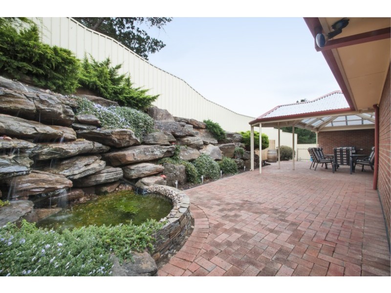 .4 Douglas Fir Ct (Monterey Pine Est), Aberfoyle Park SA 5159