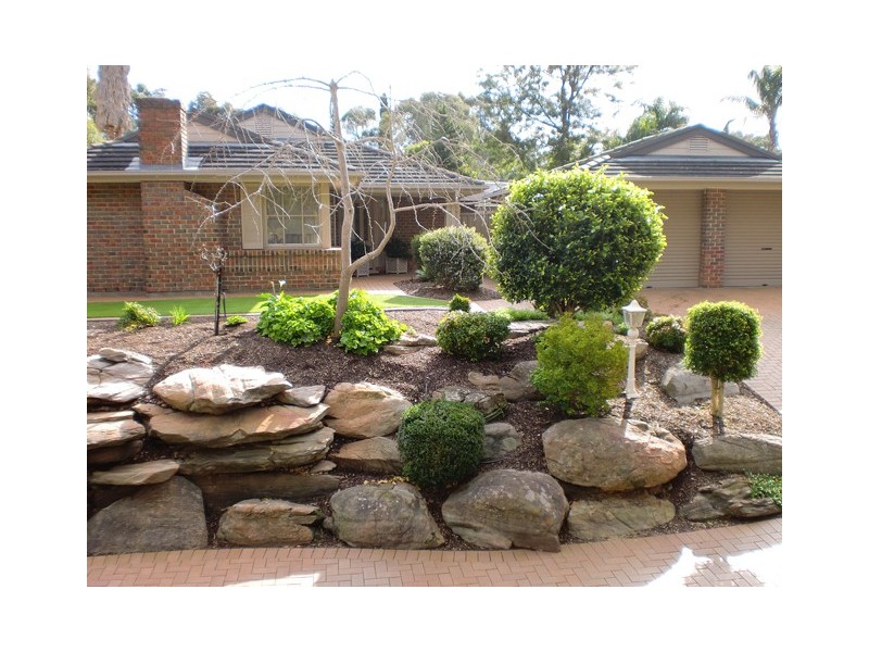 11 Palmyra Court, Flagstaff Hill SA 5159