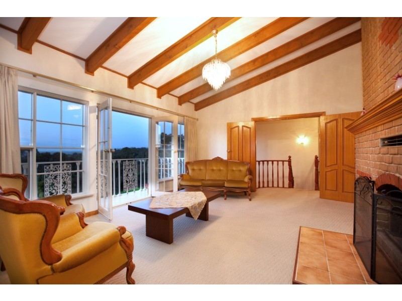 10 Redbank Close, Happy Valley SA 5159