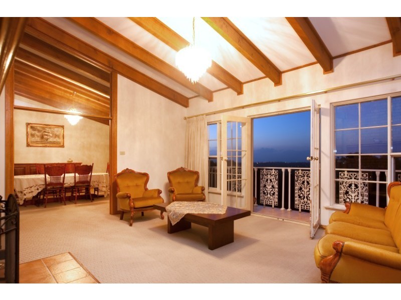 10 Redbank Close, Happy Valley SA 5159